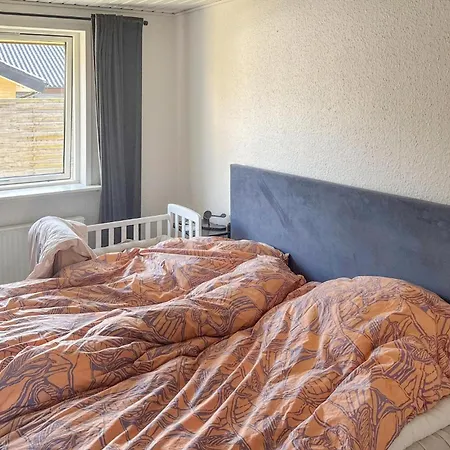 3 Bedroom Awesome In Сasa de vacaciones *
